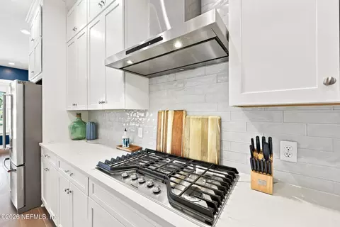 Kitchen - 220 Pine Haven Dr, Saint Johns, FL 32259 photo 5 of 5