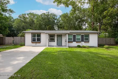 9742 Cunningham Rd, Jacksonville, FL 32246