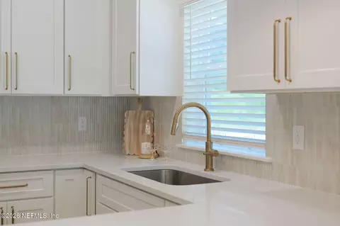 Kitchen - 928 Pearl St, Saint Augustine, FL 32084 photo 4 of 4