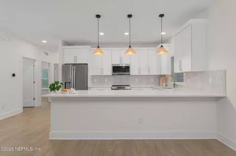 Kitchen - 928 Pearl St, Saint Augustine, FL 32084 photo 3 of 4