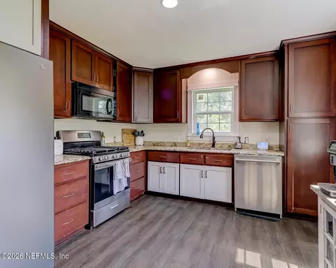 Kitchen - 45272 Eula B Rd, Callahan, FL 32011 photo 1 of 4