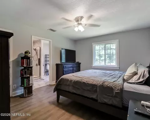 Bedroom - 45272 Eula B Rd, Callahan, FL 32011 photo 3 of 7