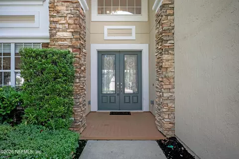 9937 Watermark Ln W, Jacksonville, FL 32256