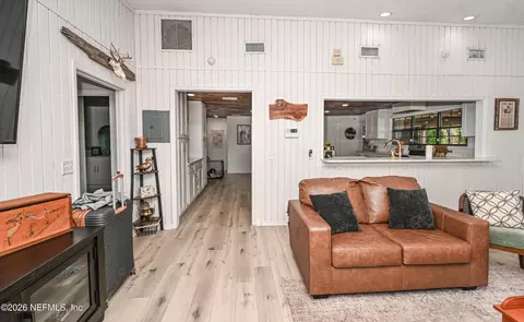Entry Way - 24099 W Nfr 209 W, Olustee, FL 32072 photo 1 of 1