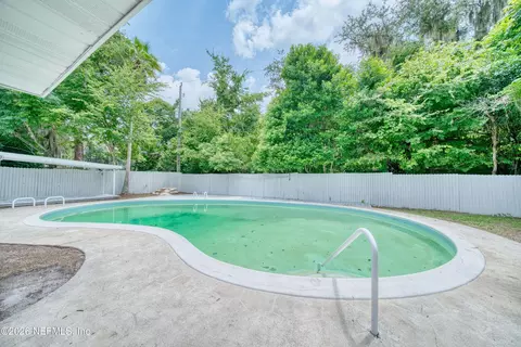 Exterior - 2517 Palm Ave, Mims, FL 32754 photo 4 of 6