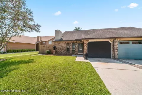 11588 Fort Caroline Lakes Dr, Jacksonville, FL 32225