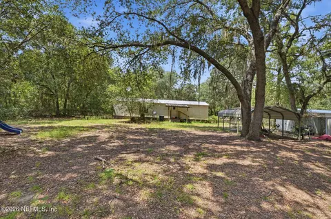 122 Poplar Dr, Interlachen, FL 32148 photo 11
