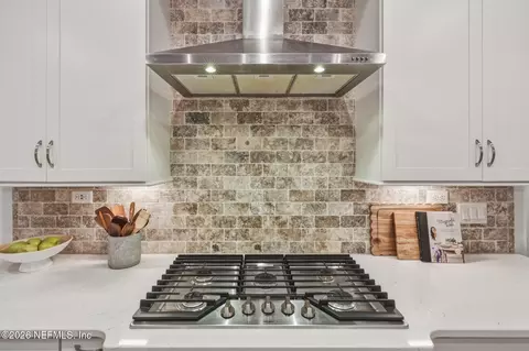 Kitchen - 27 Timber Stand Rd, Saint Johns, FL 32259 photo 6 of 8