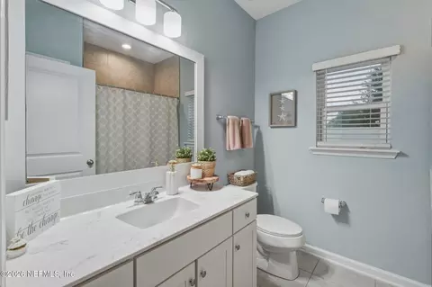 Bath - 27 Timber Stand Rd, Saint Johns, FL 32259 photo 3 of 5