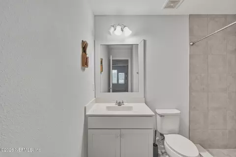 Bath - 27 Timber Stand Rd, Saint Johns, FL 32259 photo 5 of 5