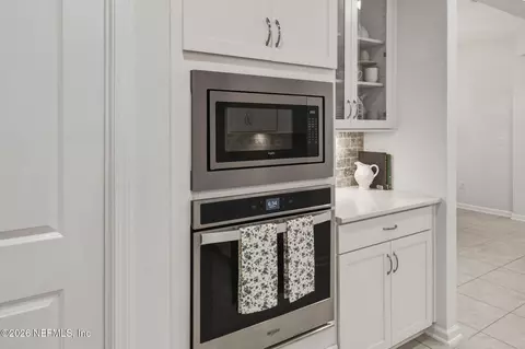 Kitchen - 27 Timber Stand Rd, Saint Johns, FL 32259 photo 7 of 8