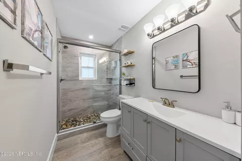 Bath - 6548 Putnam St, Saint Augustine, FL 32080 photo 2 of 5