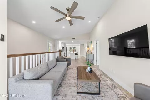 Entry Way - 6548 Putnam St, Saint Augustine, FL 32080 photo 4 of 6