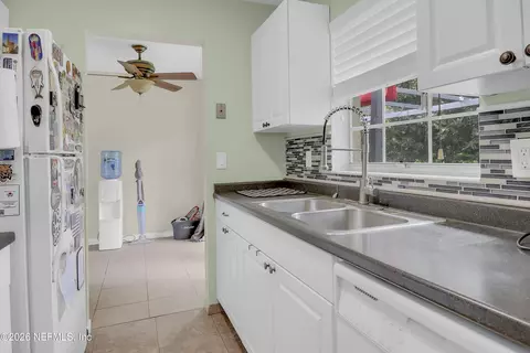 Kitchen - 216 Estancia St, Saint Augustine, FL 32086 photo 1 of 2