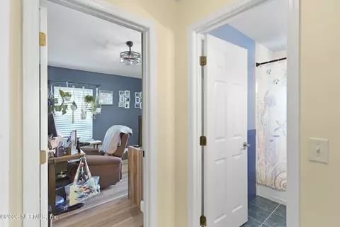 Entry Way - 157 Cacique Dr, Saint Augustine, FL 32086 photo 3 of 3