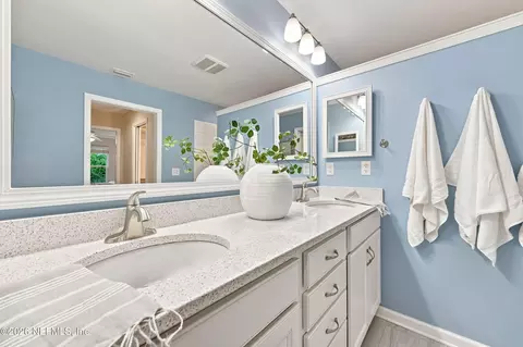 Bath - 1122 Linkside Ct E, Atlantic Beach, FL 32233 photo 5 of 6