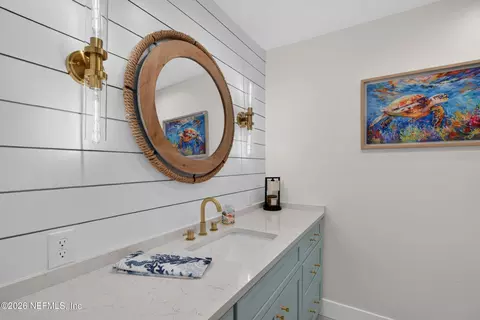 Bath - 915 S Ponce De Leon Blvd, Saint Augustine, FL 32084 photo 2 of 3