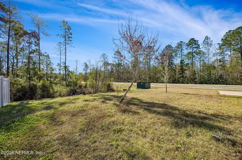 Exterior - 65304 Clearwater Ct, Yulee, FL 32097 photo 6 of 9