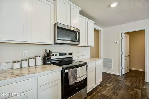 Entry Way - 65304 Clearwater Ct, Yulee, FL 32097 photo 1 of 3