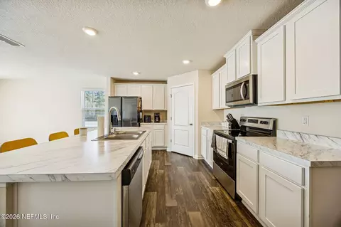 Kitchen - 65304 Clearwater Ct, Yulee, FL 32097 photo 2 of 6