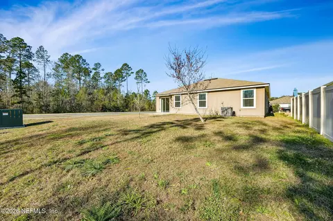 Exterior - 65304 Clearwater Ct, Yulee, FL 32097 photo 8 of 9