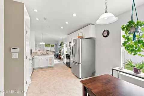 Kitchen - 248 Pine Arbor Cir, Saint Augustine, FL 32084 photo 5 of 8
