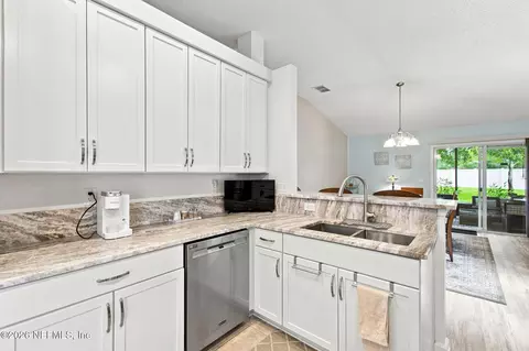 Kitchen - 248 Pine Arbor Cir, Saint Augustine, FL 32084 photo 7 of 8