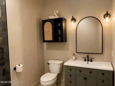 Bath - 1200 N Clay St, Saint Augustine, FL 32084 photo 4 of 5