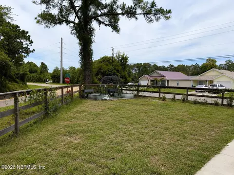 Exterior - 1200 N Clay St, Saint Augustine, FL 32084 photo 6 of 7