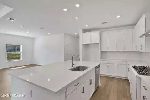 Kitchen - 144 Cedar Knoll Cir, Saint Augustine, FL 32092 photo 1 of 3