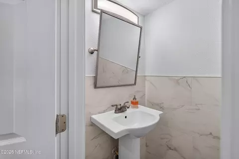 Bath - 317 Flagler Blvd #6A, Saint Augustine, FL 32080 photo 1 of 3