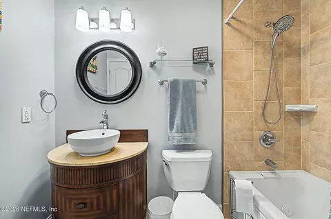 Bath - 404 Seventeenth St, Saint Augustine, FL 32084 photo 4 of 5