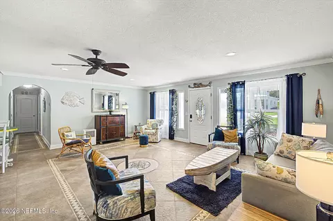 Living - 404 Seventeenth St, Saint Augustine, FL 32084 photo 2 of 3