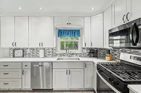 Kitchen - 404 Seventeenth St, Saint Augustine, FL 32084 photo 3 of 3