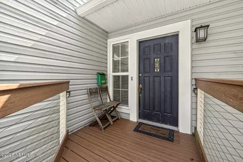 Exterior - 3767 Hermitage Rd E, Jacksonville, FL 32277 photo 2 of 11