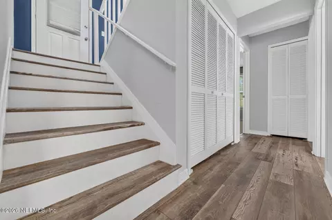 Entry Way - 3767 Hermitage Rd E, Jacksonville, FL 32277 photo 4 of 4