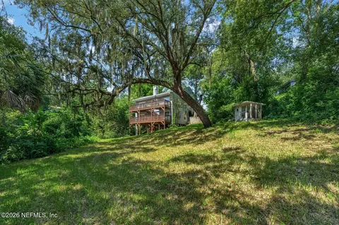 Exterior - 3767 Hermitage Rd E, Jacksonville, FL 32277 photo 1 of 11