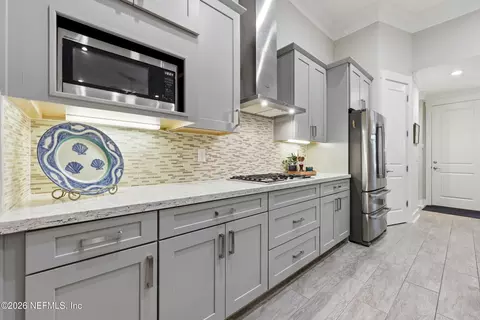 Kitchen - 410 Ocean Forest Dr, Saint Augustine, FL 32080 photo 3 of 7