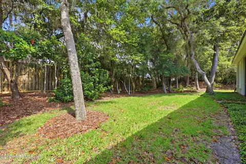 Exterior - 410 Ocean Forest Dr, Saint Augustine, FL 32080 photo 7 of 12