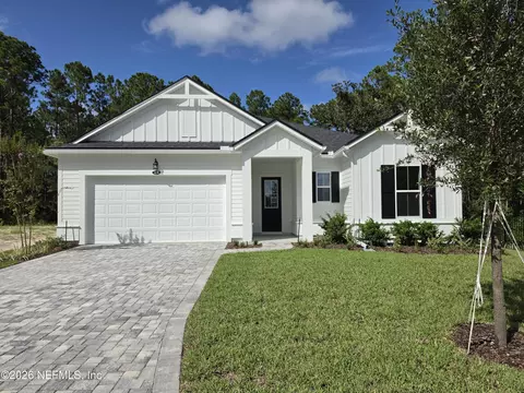 130 Beaufort Ct, Saint Johns, FL 32259
