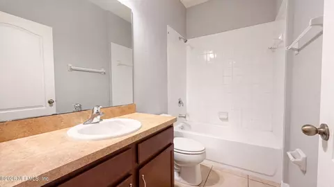 Bath - 763 Battersea Dr, Saint Augustine, FL 32095 photo 3 of 3
