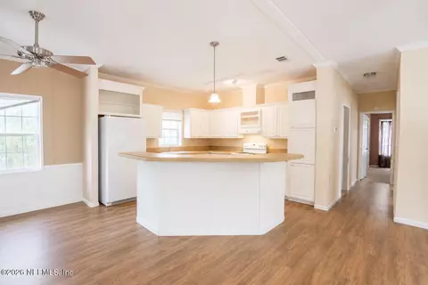 123 Folklore Dr, Satsuma, FL 32189 photo 6