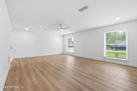 936 Fruitwood Dr, Saint Johns, FL 32259