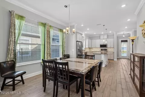 Dining - 255 Dalton Cir, Saint Augustine, FL 32092 photo 4 of 4