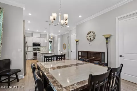 Dining - 255 Dalton Cir, Saint Augustine, FL 32092 photo 3 of 4