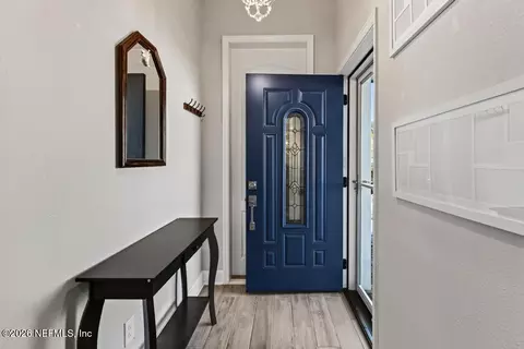 Entry Way - 255 Dalton Cir, Saint Augustine, FL 32092 photo 8 of 11