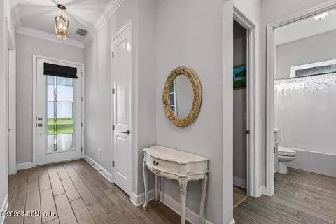 Entry Way - 255 Dalton Cir, Saint Augustine, FL 32092 photo 2 of 11