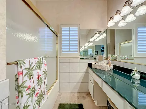 Bath - 129 River Rd, Satsuma, FL 32189 photo 5 of 5