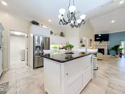 Kitchen - 129 River Rd, Satsuma, FL 32189 photo 2 of 9