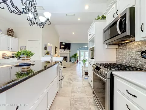 Kitchen - 129 River Rd, Satsuma, FL 32189 photo 3 of 9